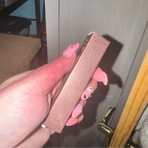 Silky crème lipstick